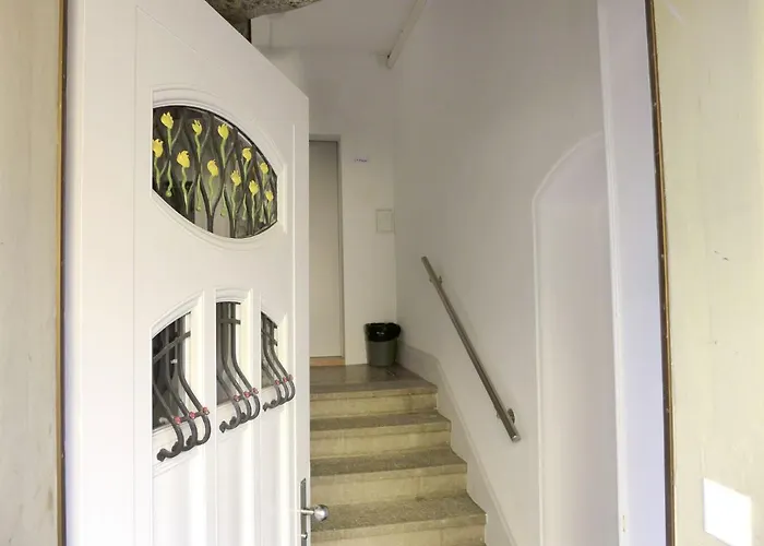 Henry's 202 By Interhome Apartman Interlaken